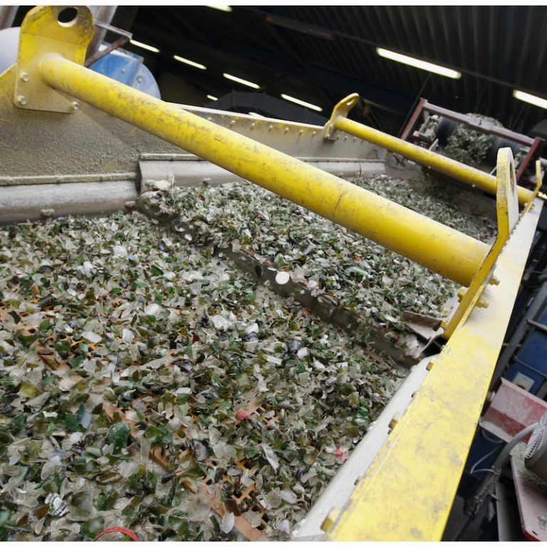 Bonte scherven in het proces 49