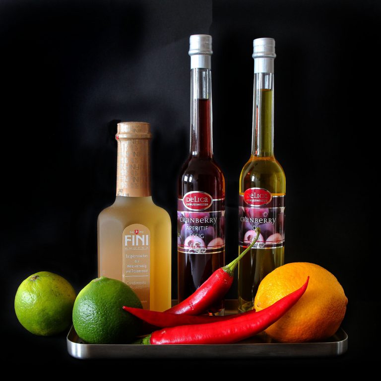 sharp-fruit-orange-food-chili-produce-943345-pxhere.com